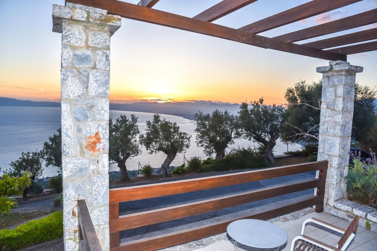 Ryalos Villas Kalamata Exterior photo