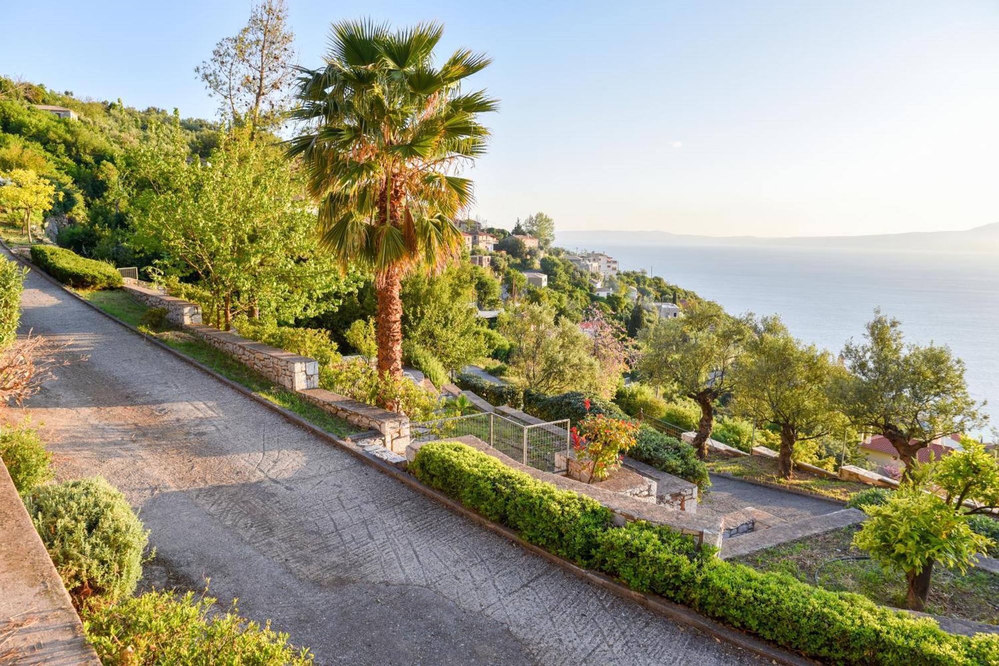 Ryalos Villas Kalamata Exterior photo